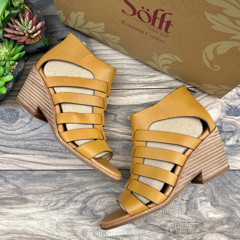 NIB Sofft Sunny 9M 40 Gladiator Caged Wedge Leather Sandals Luggage Tan